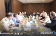 وفد من الخارجية البريطانية يبحث التعاون مع مطار بنينا الدولي