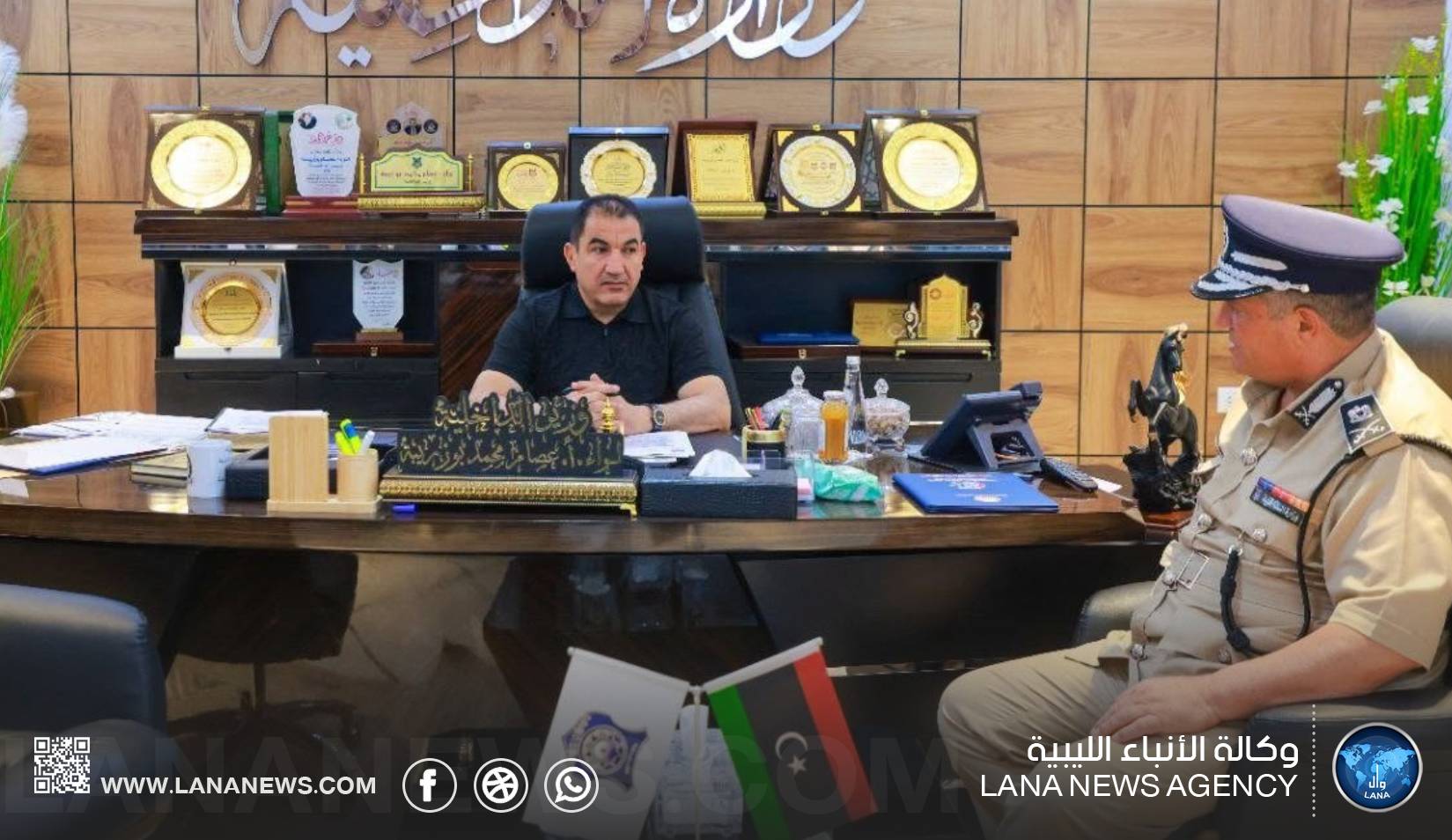 وزير الداخلية يتابع الأوضاع الأمنية واحتياجات مديرية أوباري