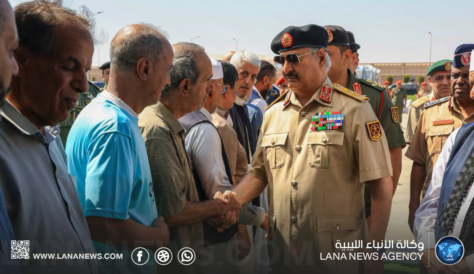 القائد العام يقدم واجب العزاء لأسرة الشهيد الفريق فوزي المنصوري