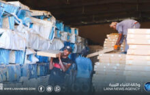 الحكومة الليبية تواصل توزيع المستلزمات والأثاث المدرسي على مراقبات التعليم