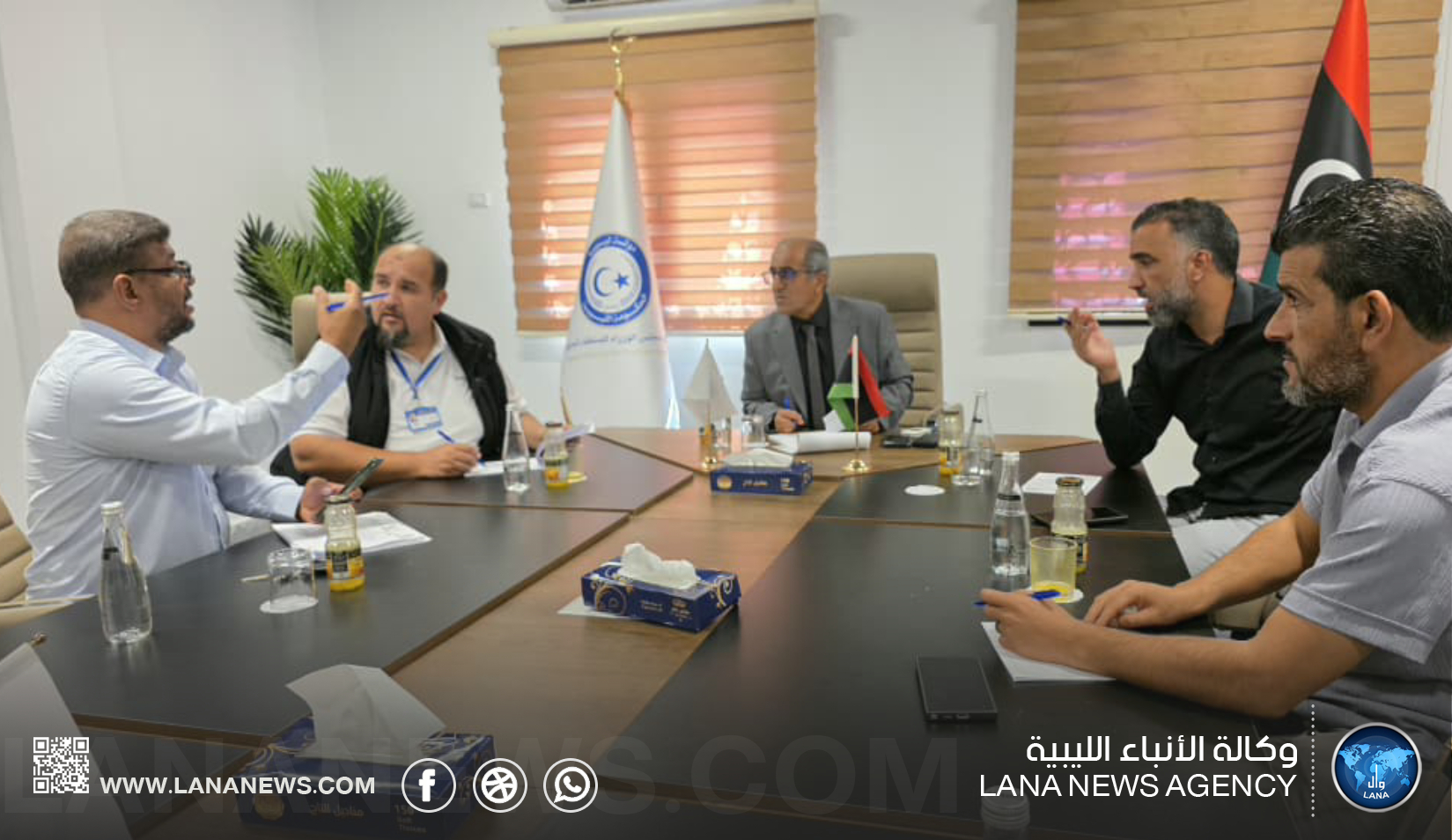 اجتماع في سبها لبحث تداعيات الأمطار الغزيرة وأضرار الطرق والمرافق