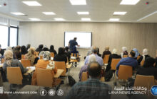 كلية الاقتصاد بجامعة بنغازي تستعرض استخدام التقنيات الذكية في التعليم