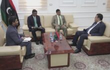 وزير العمل والتأهيل يبحث مع سفير بنغلاديش التعاون في مجال الأيدي العاملة
