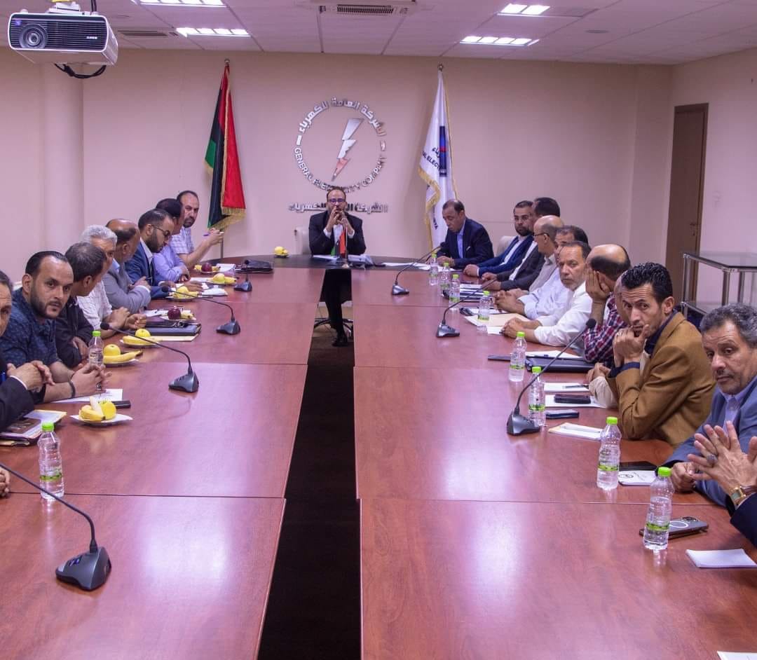 المشاي يبحث مع عمداء بلديات الجبل الغربي الأضرار التي أصابت الشبكة الكهربائية نتيجة العواصف والسيول