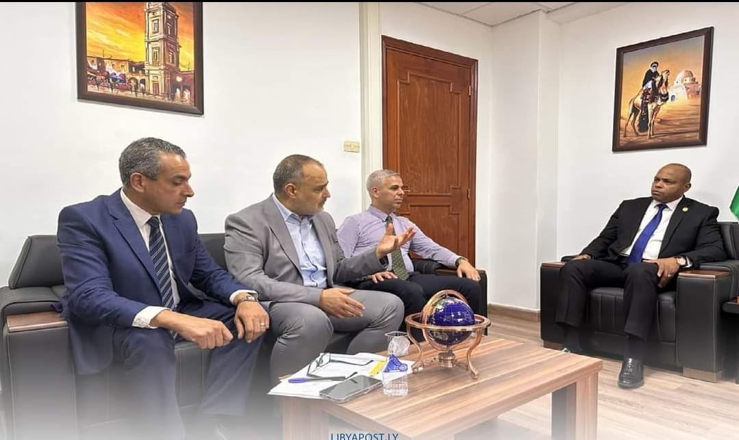 بحث تفعيل عضوية قطاع البريد والاتصالات والمنظمات العربية والإقليمية والدولية