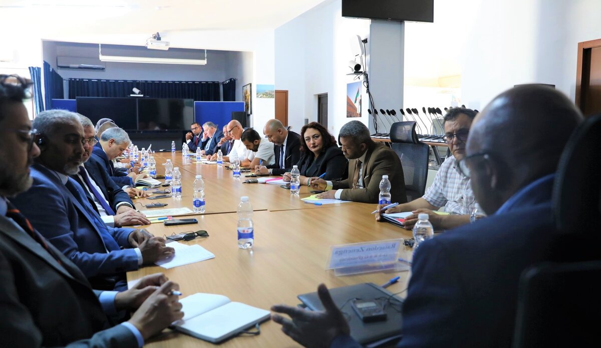 البعثة الأممية تستمع إلى آراء الأحزاب السياسية بشأن مسودات القوانين الانتخابية