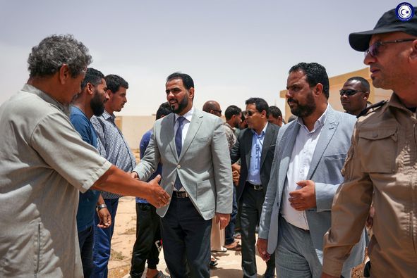 حمّاد يُصدر تعليماته بعودة ضخ المياه بشكلٍ عاجل لمنطقة سلطان بعد مناشدات سكانها