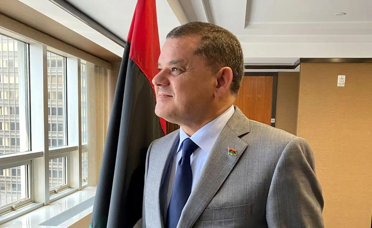 الدبيبة يصدر تعليماته لاستكمال أعمال التجهيز والتأثيث لعيادة السلماني المجمعة في بنغازي