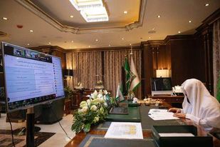 بحث استعدادات الجهات العاملة في مسجد الحرام لموسم الحج