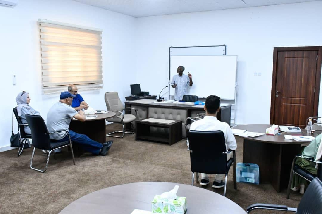 اختتام دورات فن الإلقاء ومهارات الضاد لصحفيي وكالة الأنباء الليبية