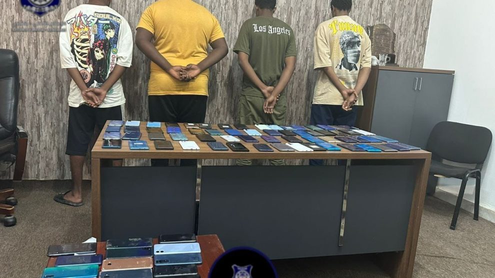 ضبط تشكيل عصابي خطير يستهدف المواطنين في بنغازي