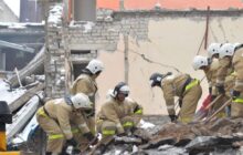 فرقة الإنقاذ الجوية المركزية الروسية تواصل جهودها في عمليات البحث والإنقاذ بمدينة درنة.