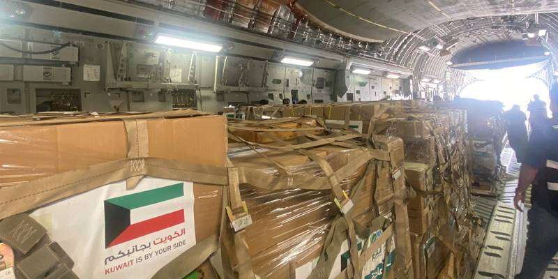 تواصل الجسر الجوي الكويتي لإغاثة المتضررين من فيضانات درنة