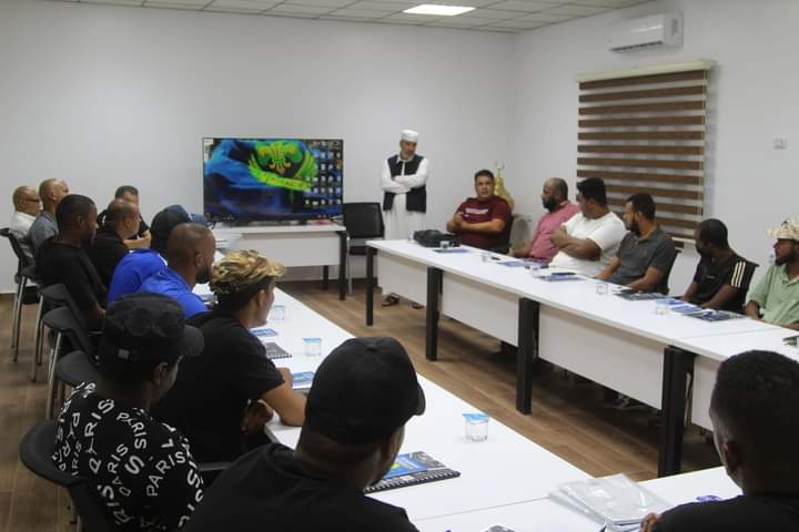 دورة إعداد وتأهيل حكام الكرة الطائرة بالمنطقة الجنوبية