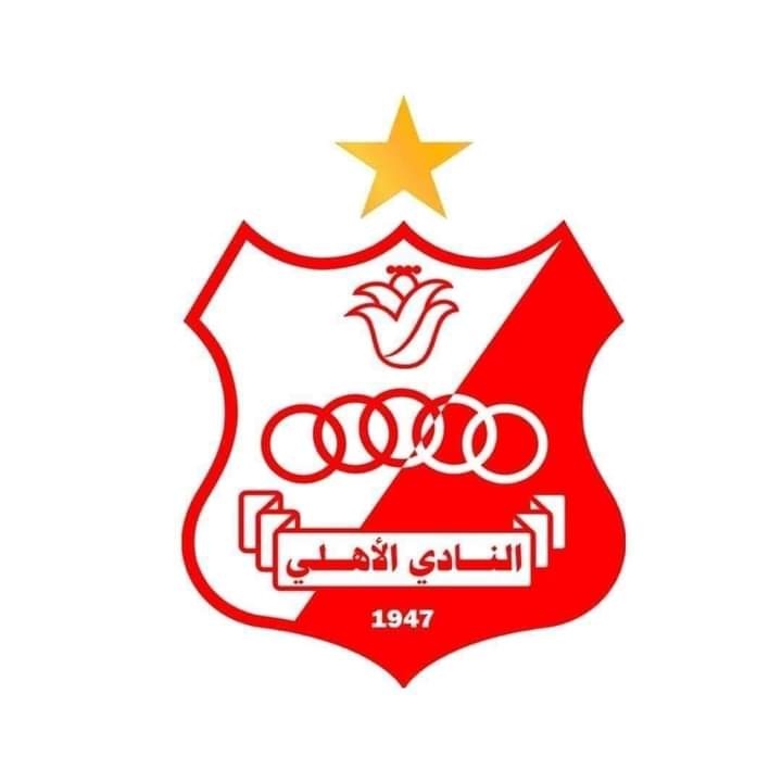 الشوط الأول ينتهي بتفوق 