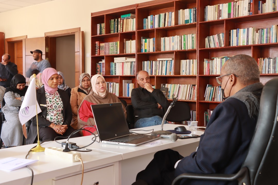 الصالون الثقافي بسبها ينظم جلسة حوارية عن دور المرأة في الانتخابات