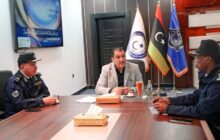 وزير الداخلية يبحث تعزيز الأمن في مطار غات والحدود الجنوبية
