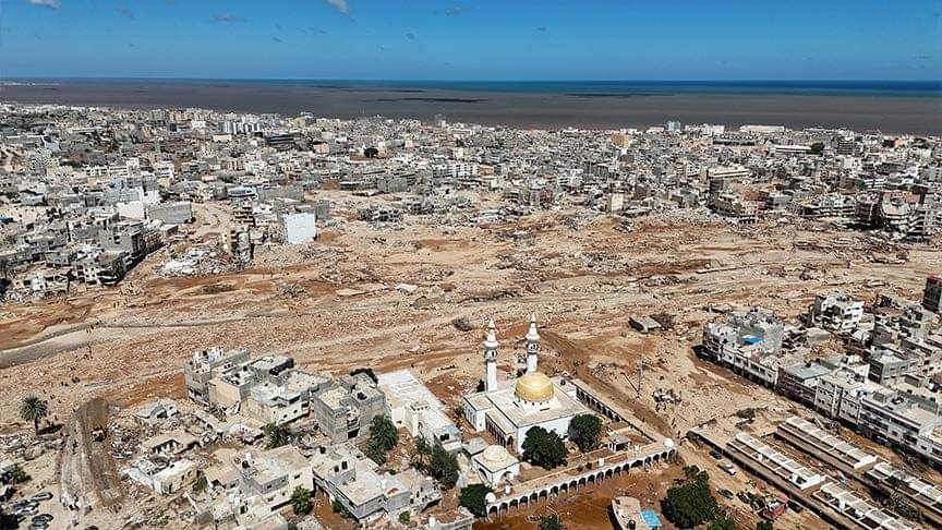 الدبيبة يكرم فرق الطوارئ التابعة للحكومة المشاركة في أعمال الإغاثة بدرنة