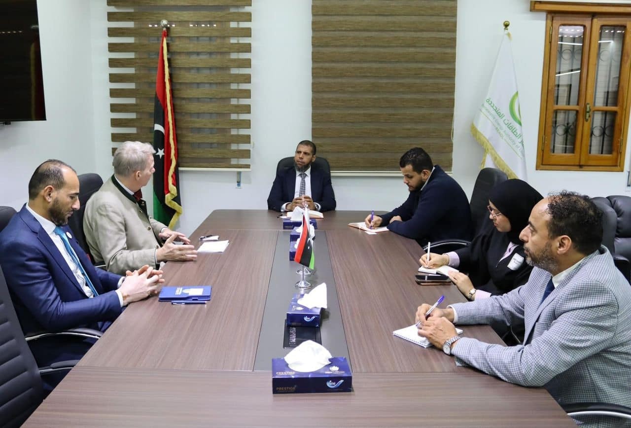 السفير الألماني يبحث مع جهاز الطاقات المتجددة تعزيز التعاون بين البلدين