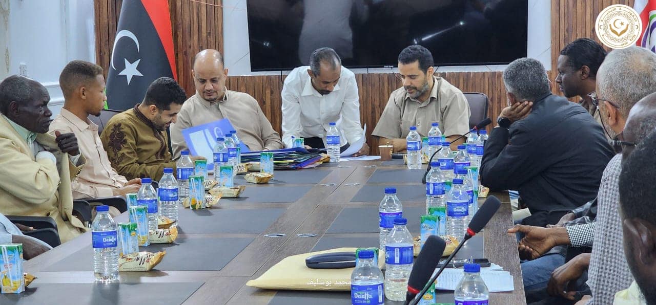 التعاقد مع 53 عنصراً طبياً من السودان لسد العجز في بلدية الكفرة