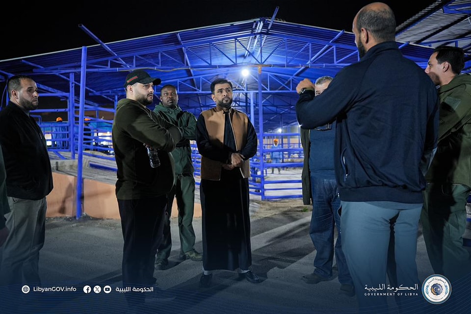 وصول 10 آلاف رأس من الأغنام قادمة من إسبانيا إلى بنغازي
