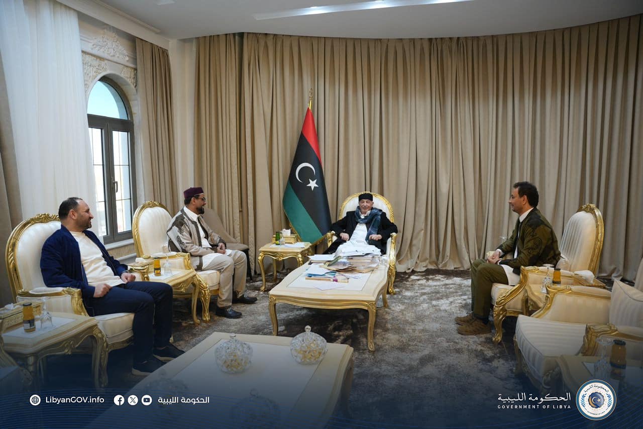 حماد يبحث مع رئيس مجلس النواب رفقة مسؤولي ملف الإعمار عددا من الملفات على رأسها الميزانية العامة