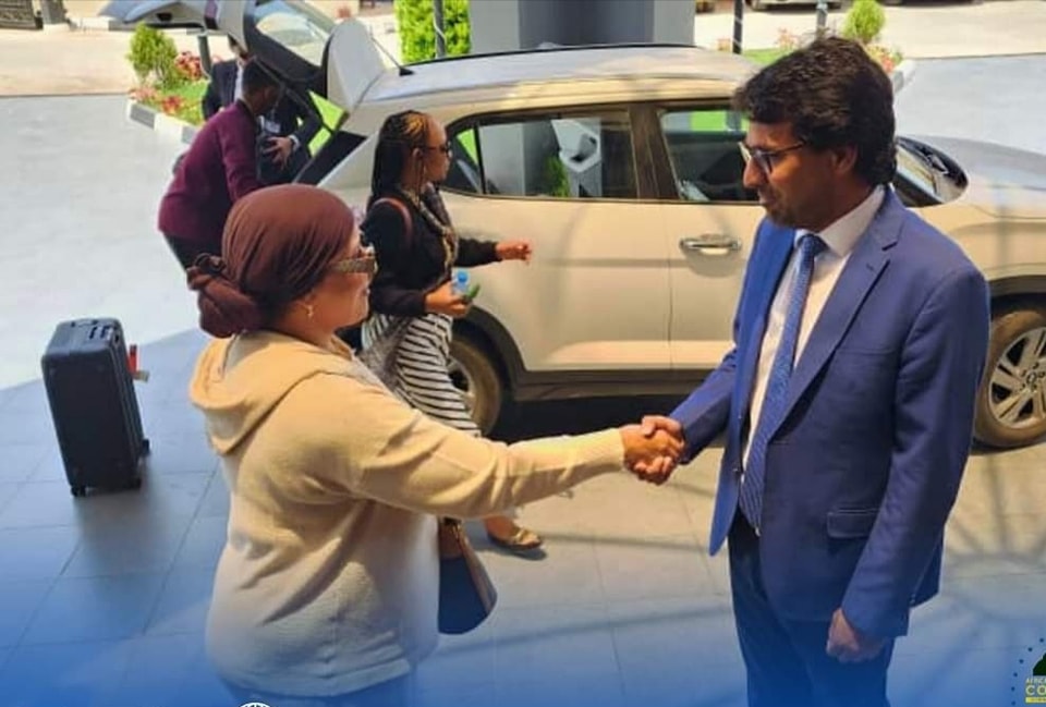 بدء وصول وفود المشاركة في المؤتمر الأفريقي الأوروبي للهجرة ببنغازي