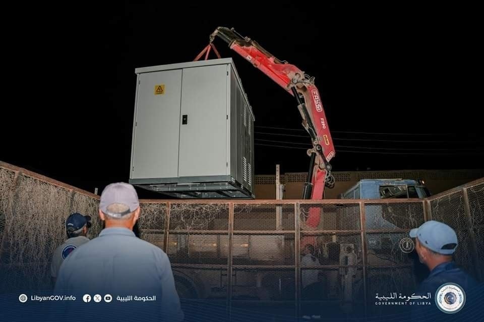 استبدال محطة كهرباء متهالكة بمنطقة الليثي ببنغازي بأخرى جديدة