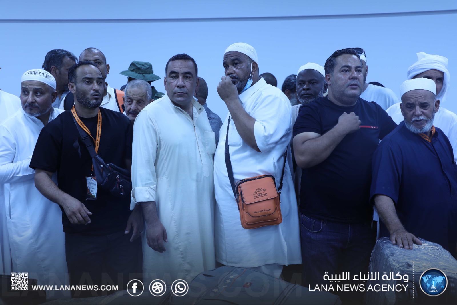 المجلس الأعلى للمرأة الليبية في استقبال وفود حجاج بيت الحرام بمطار بنينا