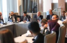 بعثة الأمم المتحدة تناقش قضايا نزع السلاح وتسريح وتأهيل التشكيلات المسلحة