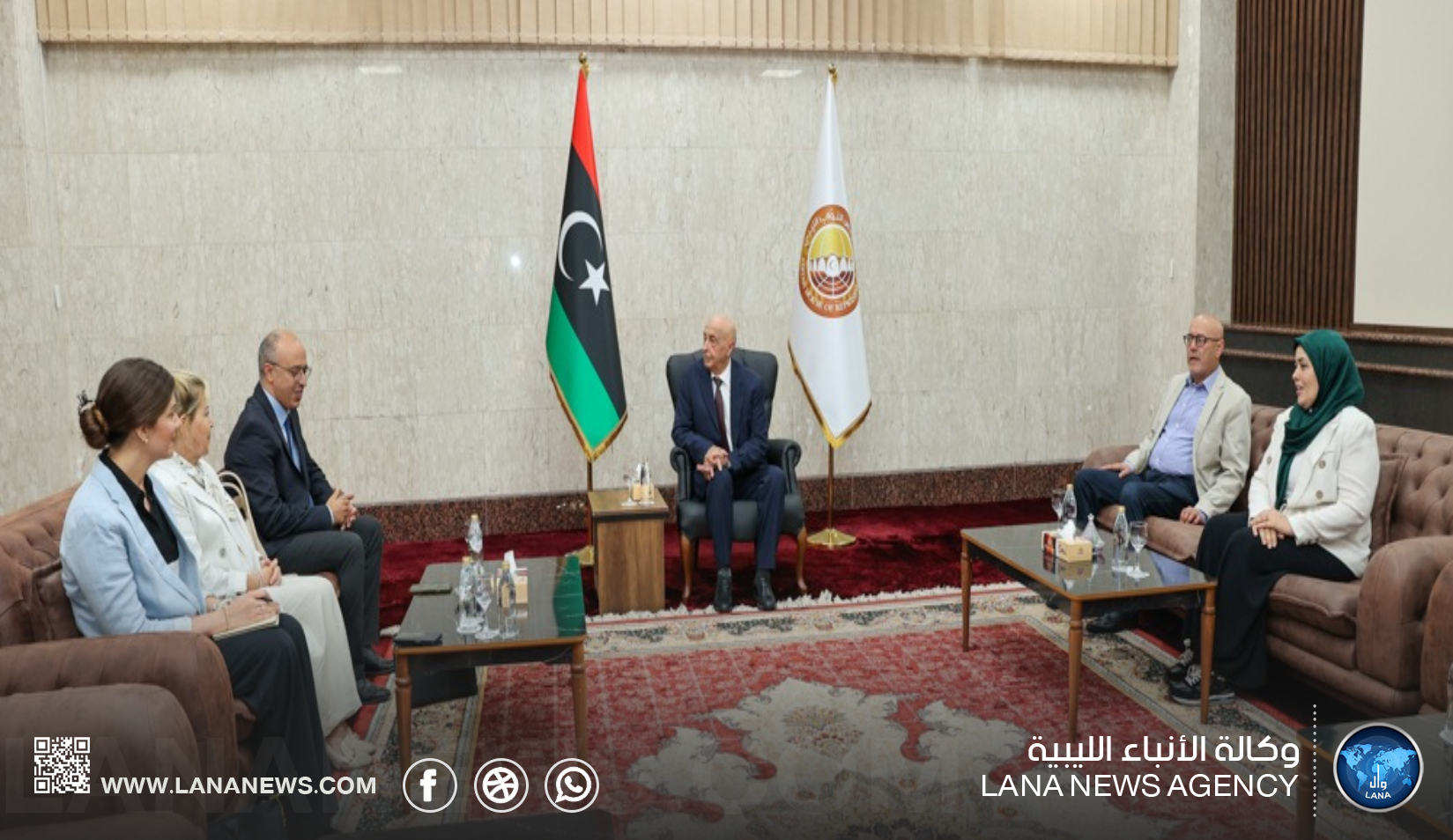 عقيلة صالح يبحث مع وفد من مركز الحوار الإنساني مستجدات الأوضاع في البلاد