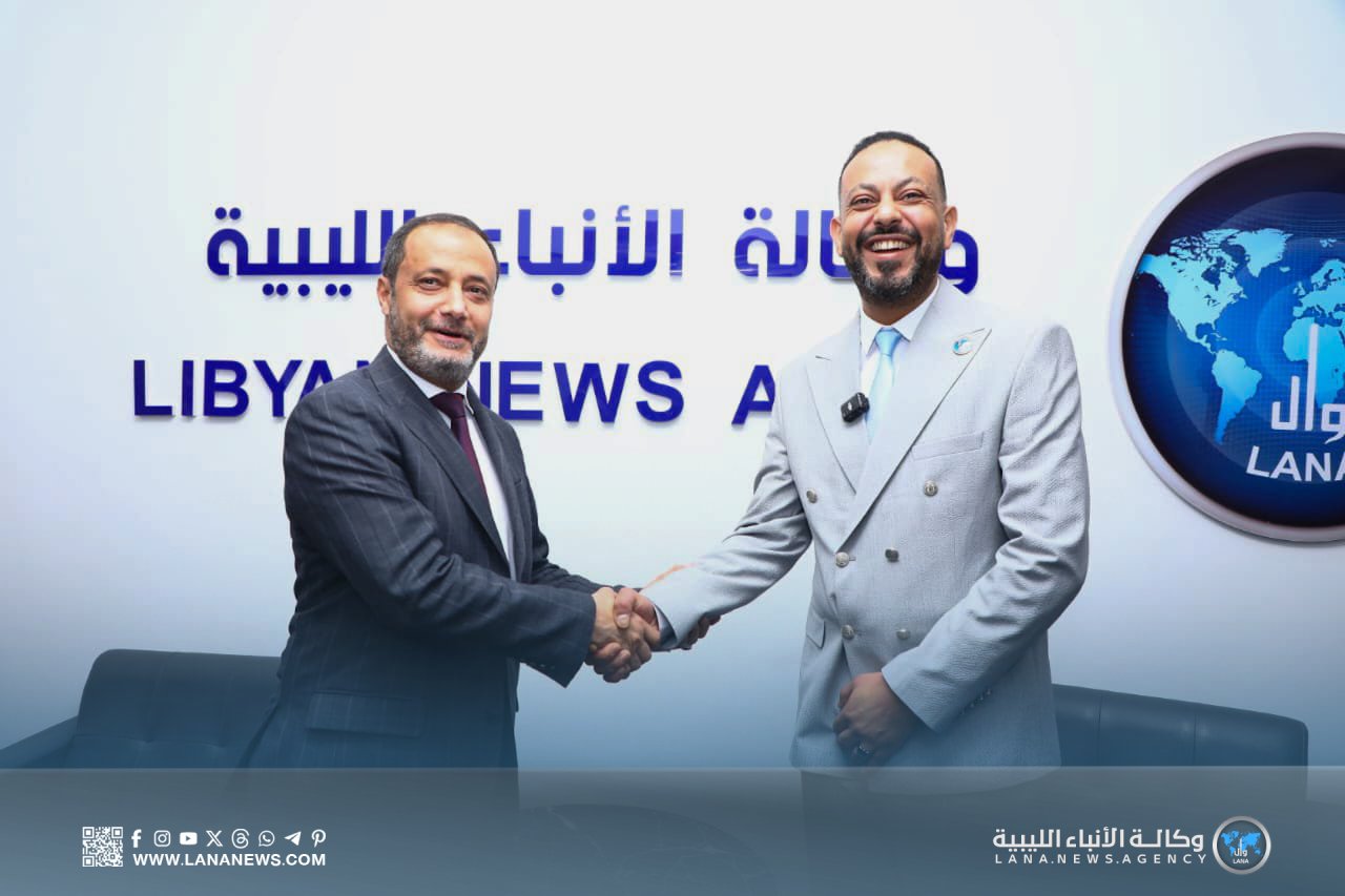 مدير عام وكالة الأنباء الليبية يستقبل المسؤول الإعلامي ببعثة الأمم المتحدة للدعم في ليبيا