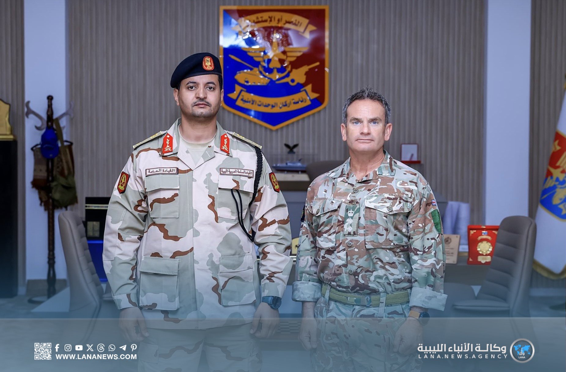 الفريق خالد حفتر يبحث مع الملحق العسكري البريطاني التعاون في أمن الحدود