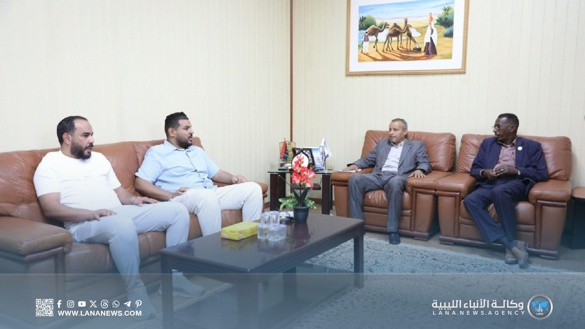 مشرف مشروعات الجنوب الغربي يستعرض نسب الإنجاز بمرافق جامعة سبها 