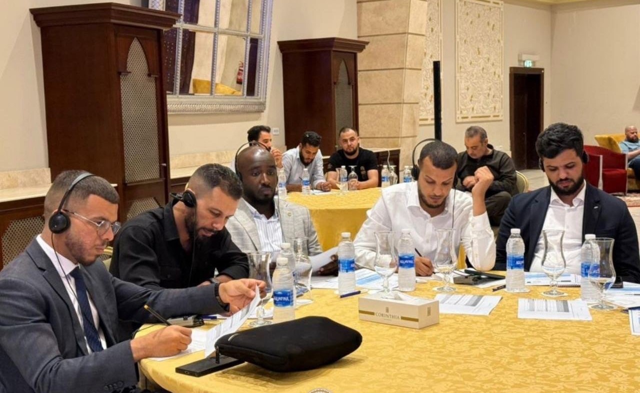 إدارة الإصحاح البيئي تبحث تأثيرات ظاهرة التغير المناخي على ليبيا