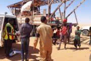 جهاز الإسعاف بالكفرة ينقذ 25 سودانياً كانوا عالقين في الصحراء الليبية