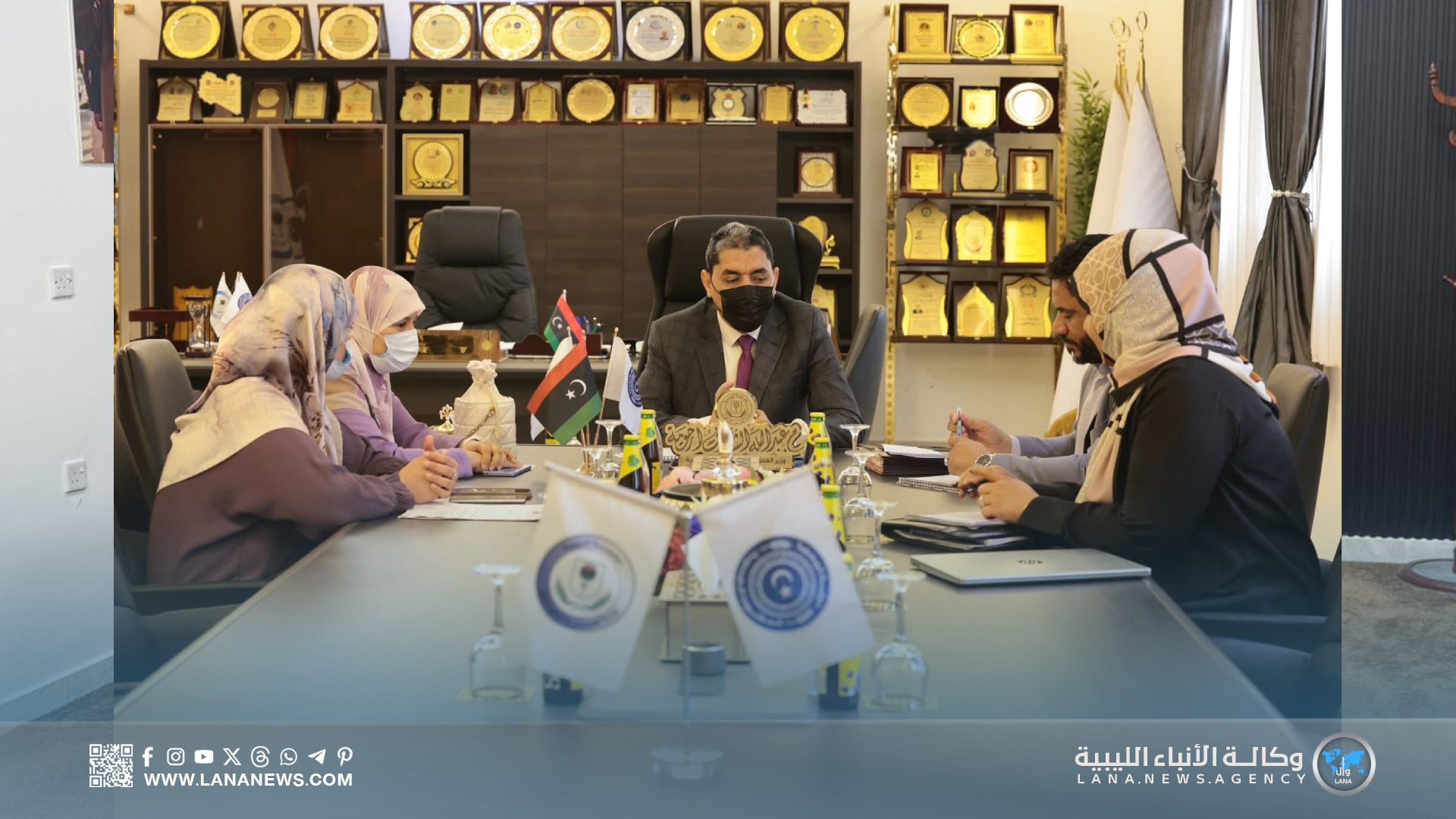بحث تنفيذ دورات تدريبية لدعم وتمكين المرأة في سرت