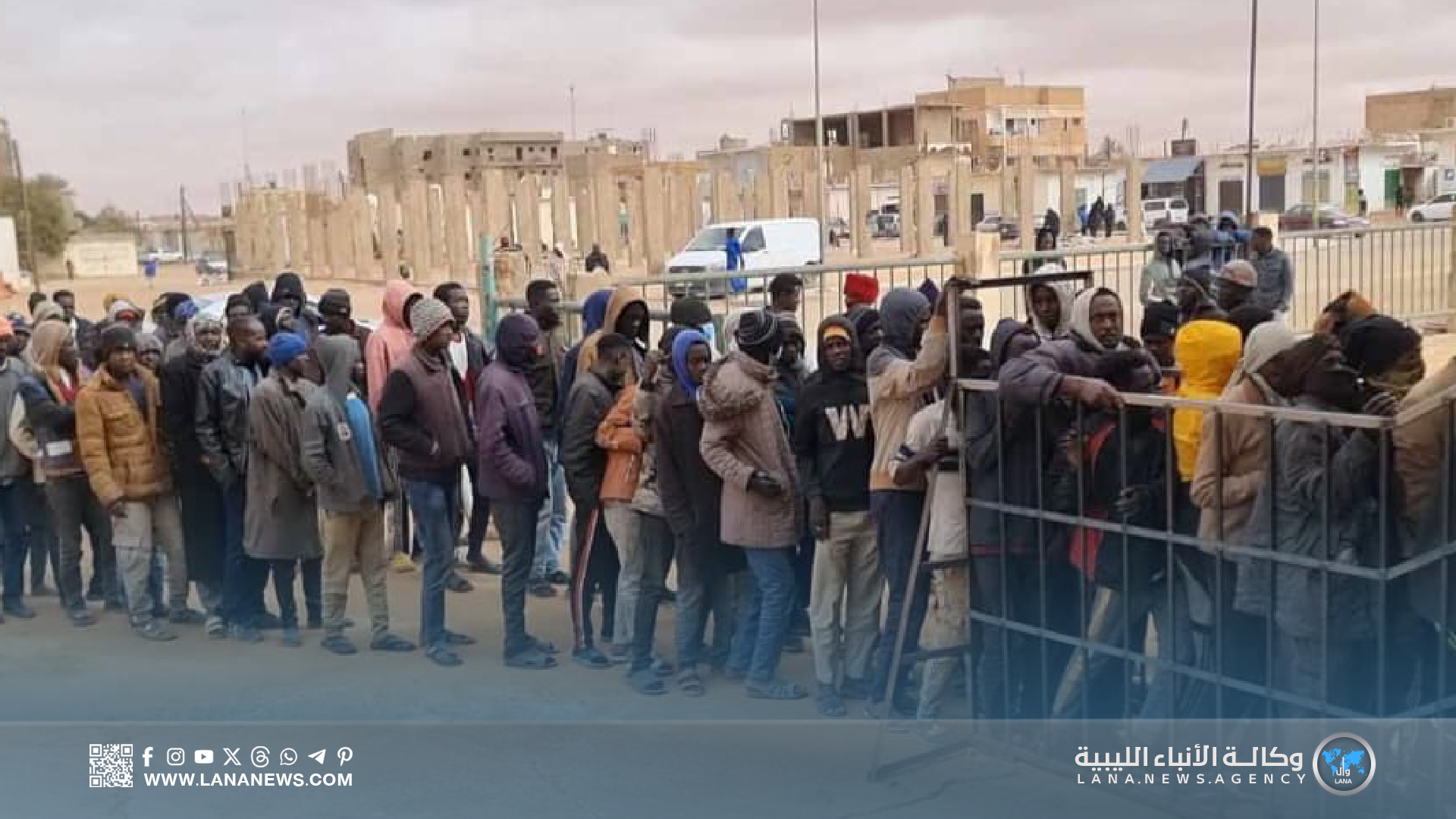 الهلال الأحمر وبرنامج الغذاء العالمي يدعمان الأسر السودانية اللاجئة في الكفرة