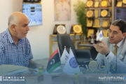 وزير العمل يتابع تقييم أداء الإدارات