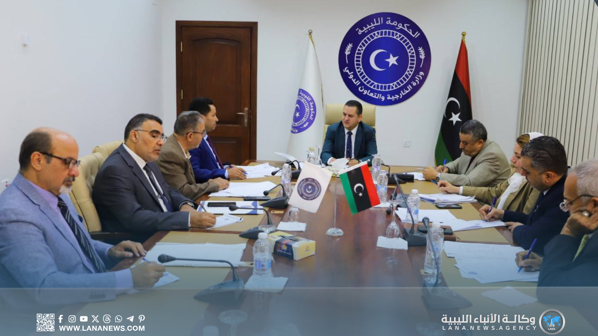 الحويج يترأس الاجتماع الدوري الثامن للخارجية ويؤكد على تسريع الأداء