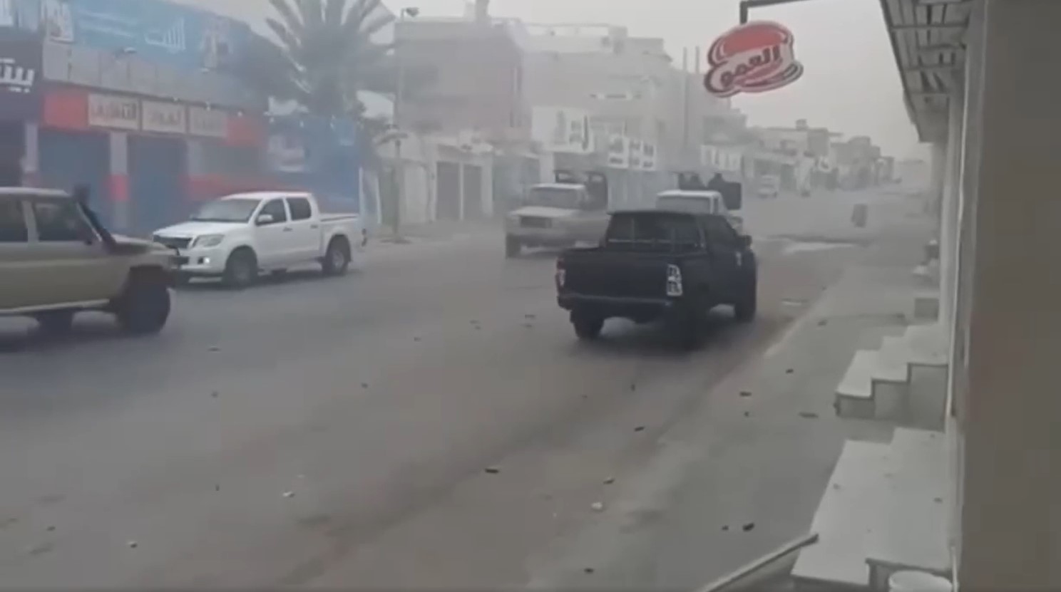 عودة الاشتباكات المسلحة للعاصمة طرابلس وسط حالة رعب تسود المدنيين