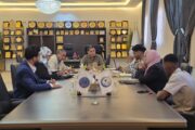 وزير العمل يؤكد دعمه لمبادرات المجتمع المدني في تأهيل وتمكين المرأة