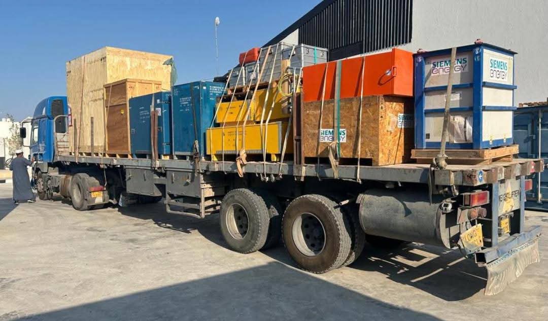 العامة للكهرباء تستلم شحنة قطع غيار جديدة لدعم محطات التوليد