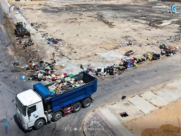 حملة نظافة واسعة في سرت بإشراف الجهاز الوطني للتنمية