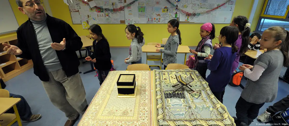 اتحاد التعليم في ألمانيا يدعو لتدريس الدين الإسلامي بكافة مدارس البلاد