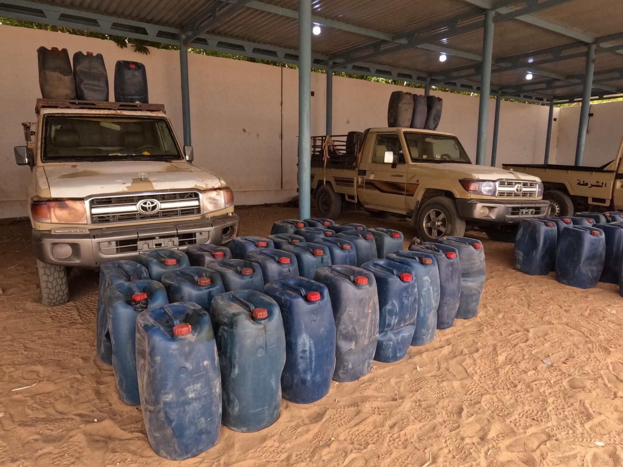 إحباط عملية تهريب وقود وأجهزة اتصال جنوب غرب الكفرة