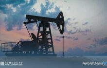 ارتفاع طفيف في أسعار النفط وسط ترقب تطورات الإمدادات العالمية