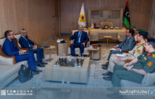 القائد العام يبحث مع السفير الفرنسي الأزمة السياسية وسبل التعاون الاقتصادي