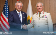 القائد العام يستقبل مستشار ترامب لشؤون أفريقيا