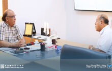 عميد بلدية سرت يُناقش توزيع المخصصات للمدارس واستعدادات العام الدراسي